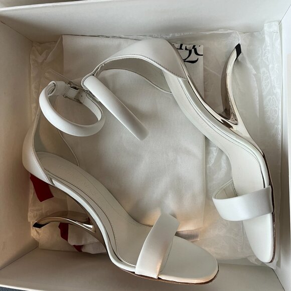 NWT Alexander McQueen Arc Sandals White Leather Sculpted Heels Ankle Strap - Picture 16 of 16